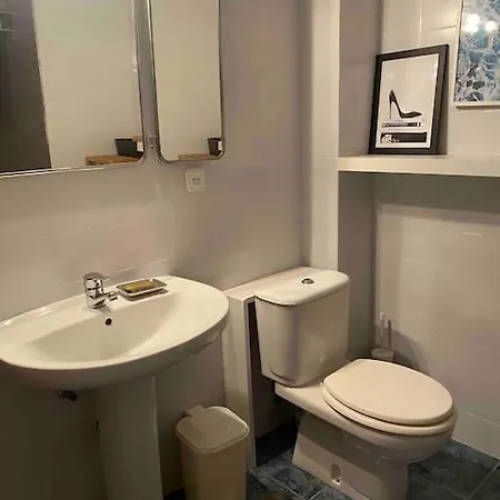 Alojamiento Familiar - Garaje Opcional Apartment