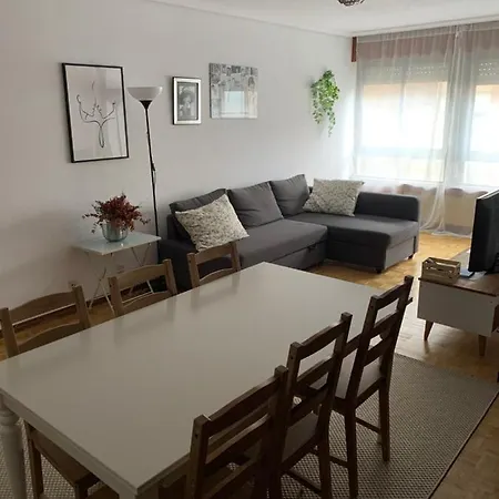 Alojamiento Familiar - Garaje Opcional Apartment Santander
